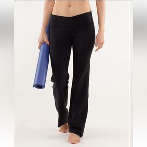 Lululemon Astro Pant In Black size 8